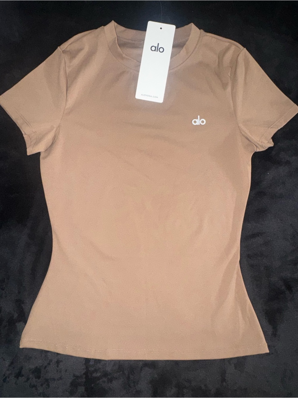 ALO Yoga Nude Crew Tee & High-Rise Bike Short Set - Picture 2 of 3